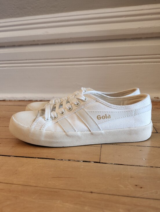 Gola Shoes - Gola Coaster (Style CLA174) Classic Canvas Sneaker, Size 6, Off-white